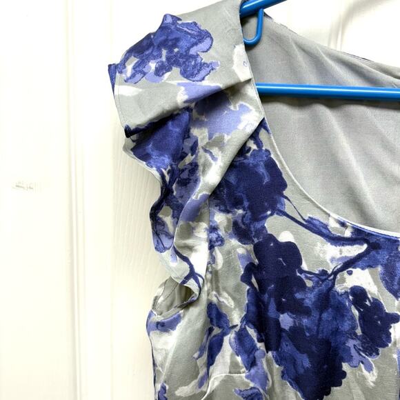 Loft Floral Dress, Gray and Blue, Flutter Sleeves, Sheath Style, Size 6 - Picture 3 of 8